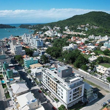 Adra 106 - Apartamento No Centro De Bombinhas - Rooftop Com Piscina E Academia - A Poucos Metros Da Praia - エクステリア 写真