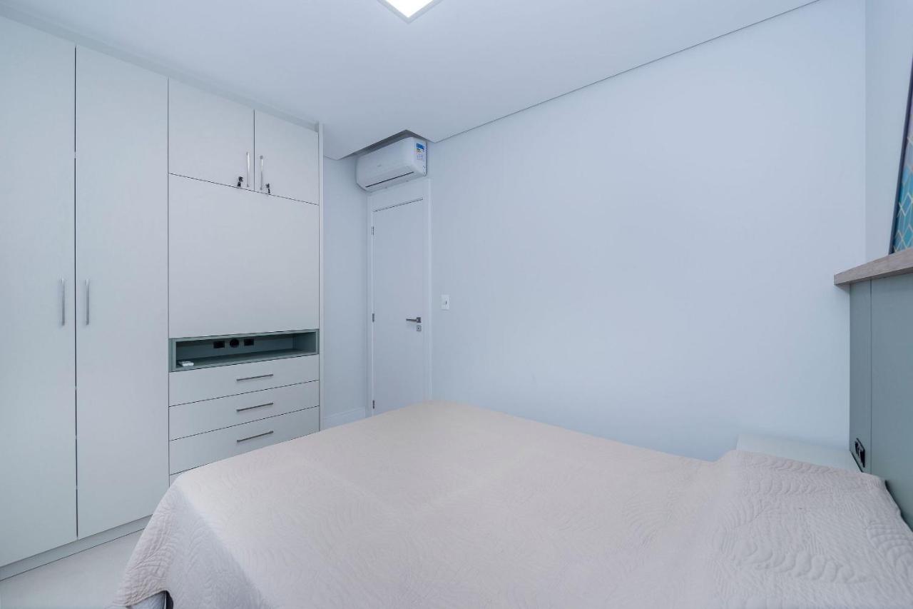 Adra 106 - Apartamento No Centro De Bombinhas - Rooftop Com Piscina E Academia - A Poucos Metros Da Praia - エクステリア 写真