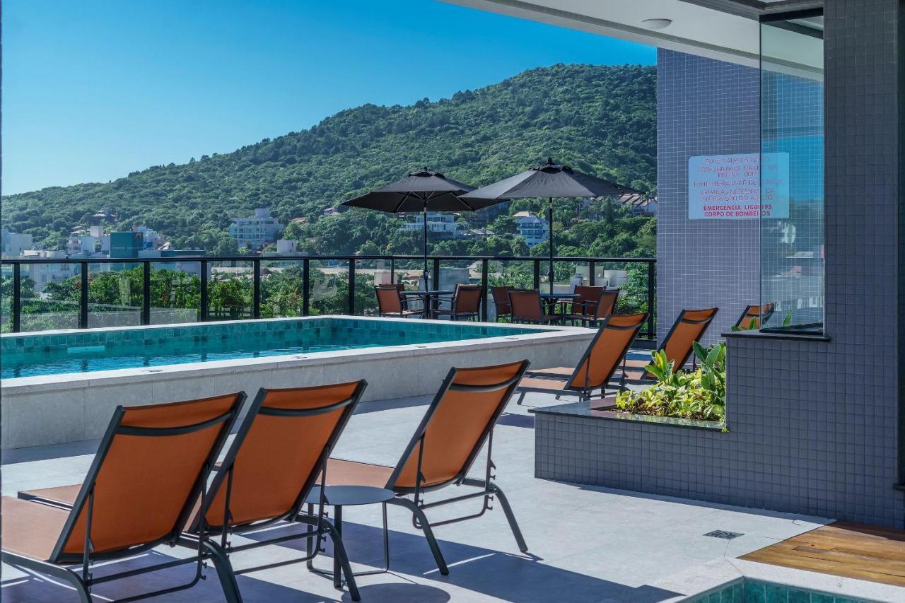 Adra 106 - Apartamento No Centro De Bombinhas - Rooftop Com Piscina E Academia - A Poucos Metros Da Praia - エクステリア 写真