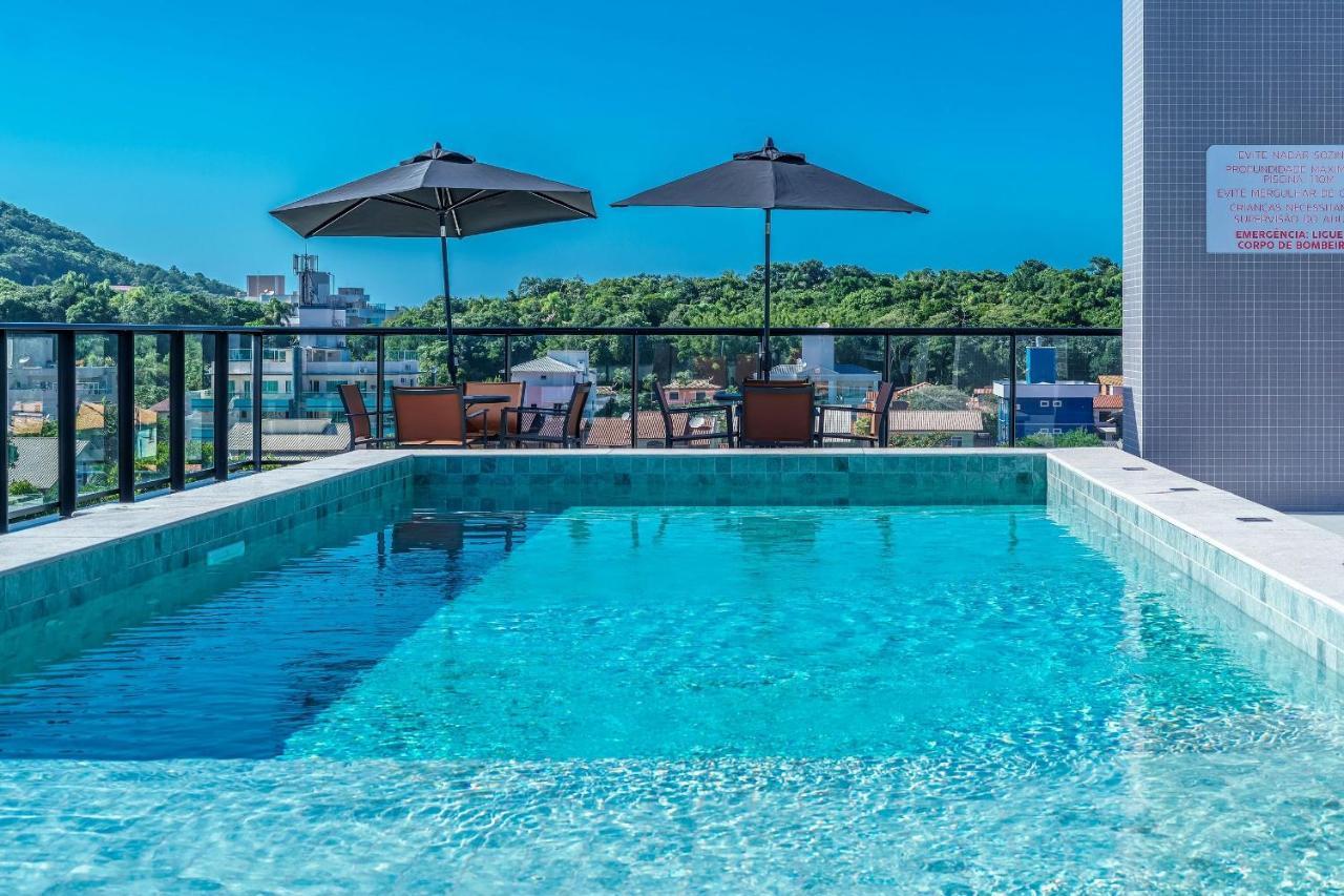Adra 106 - Apartamento No Centro De Bombinhas - Rooftop Com Piscina E Academia - A Poucos Metros Da Praia - エクステリア 写真