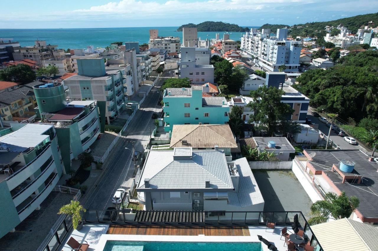 Adra 106 - Apartamento No Centro De Bombinhas - Rooftop Com Piscina E Academia - A Poucos Metros Da Praia - エクステリア 写真