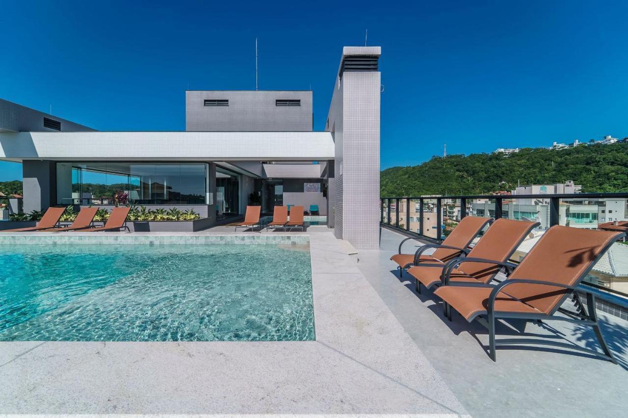 Adra 106 - Apartamento No Centro De Bombinhas - Rooftop Com Piscina E Academia - A Poucos Metros Da Praia - エクステリア 写真