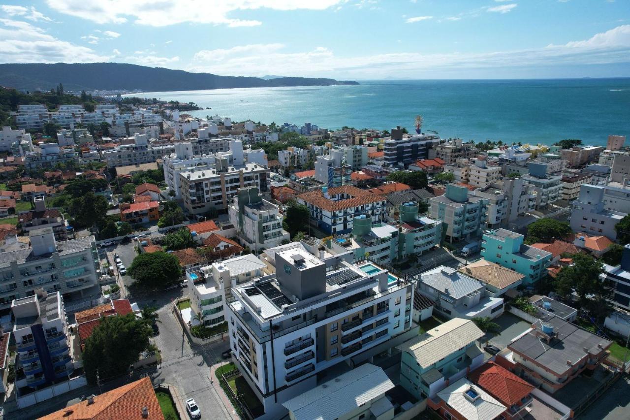 Adra 106 - Apartamento No Centro De Bombinhas - Rooftop Com Piscina E Academia - A Poucos Metros Da Praia - エクステリア 写真