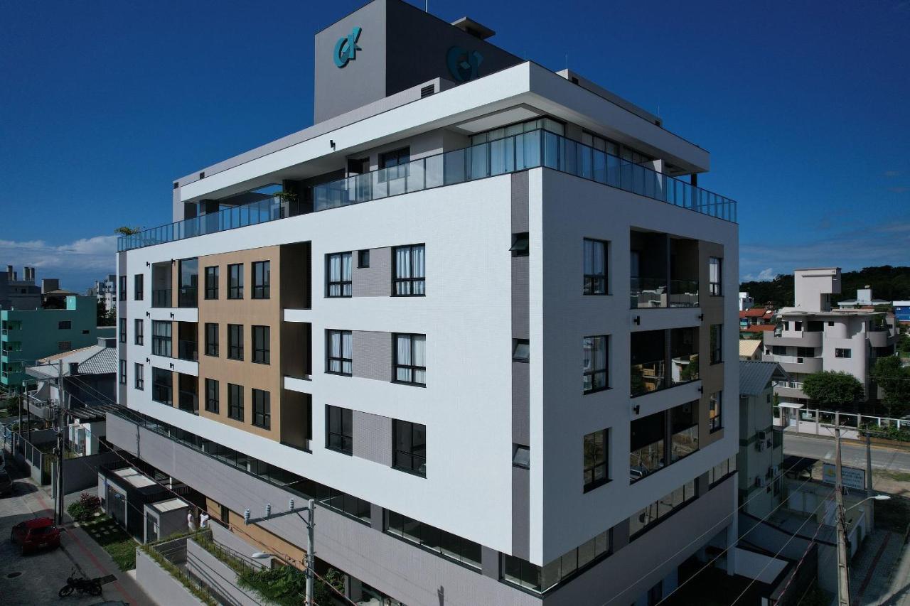 Adra 106 - Apartamento No Centro De Bombinhas - Rooftop Com Piscina E Academia - A Poucos Metros Da Praia - エクステリア 写真